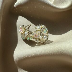【Eula】Retro Sparking Pearl Diamond Floral Earrings (S925 Silver, Gold-Plated)